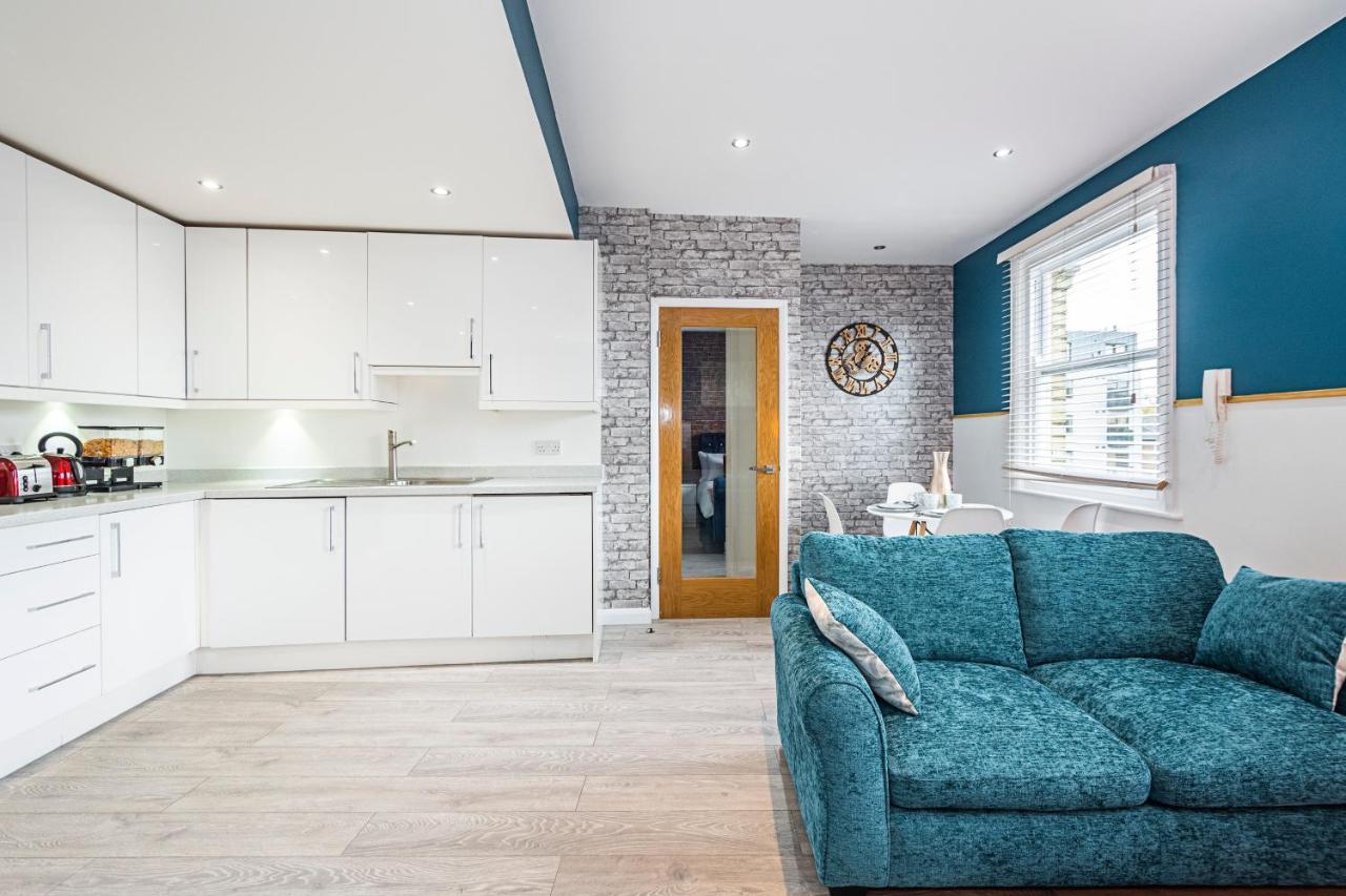 Cozy And Charming Flat: Minutes From Everything! ロンドン エクステリア 写真